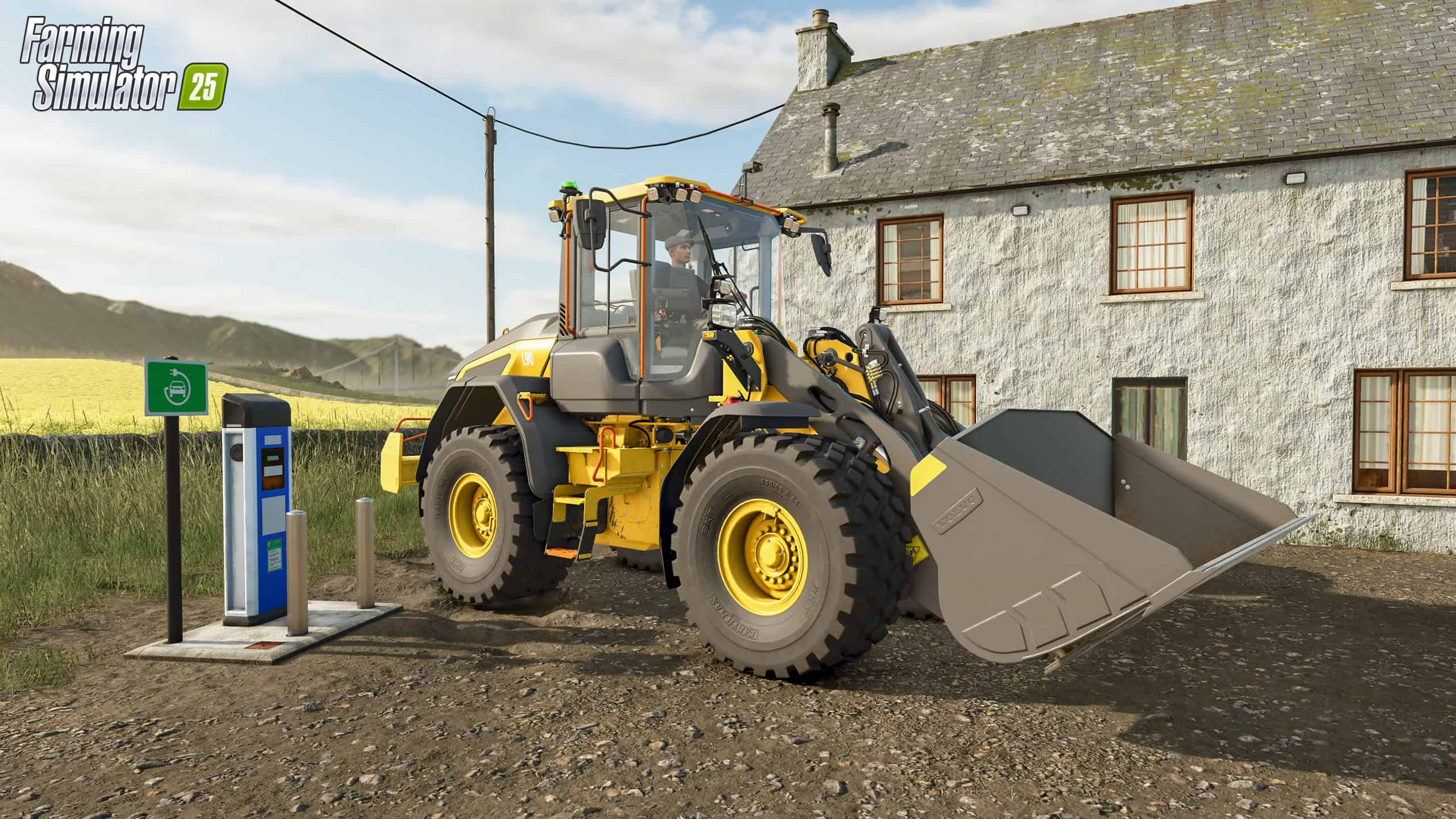 A matching Volvo bucket is included